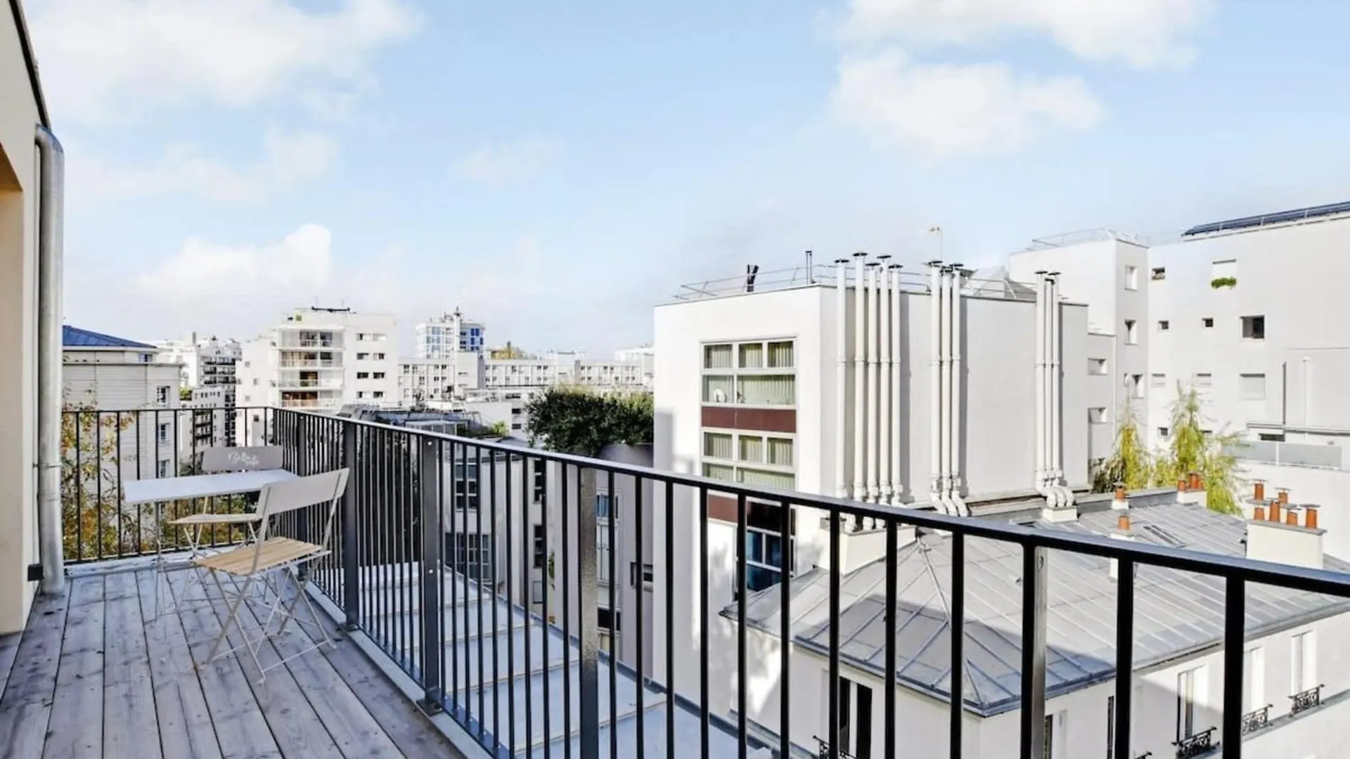 Flexliving - Whole Flat - Fessart Apartment Paris France